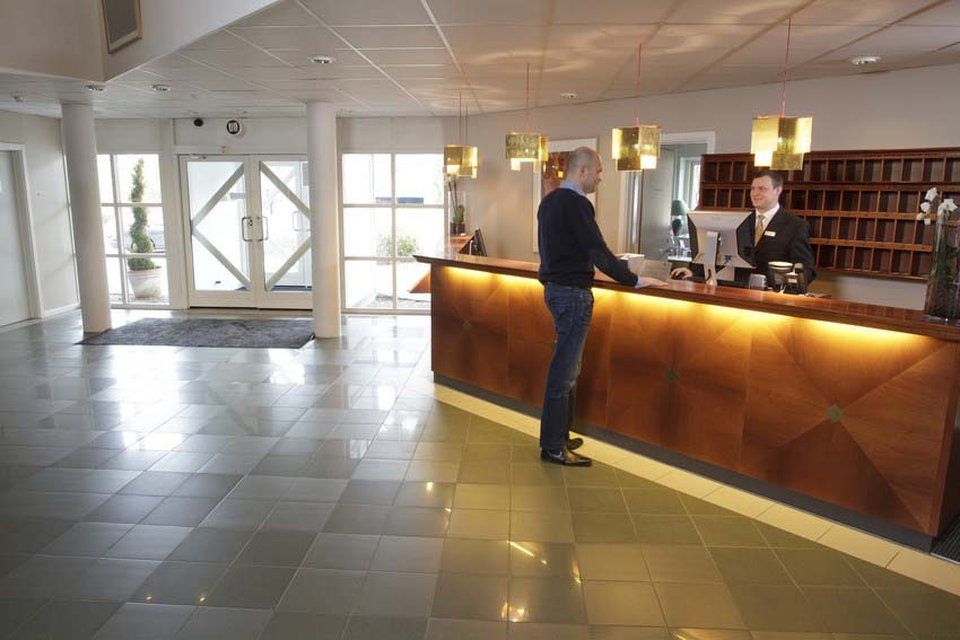 库格布劳伽登克伦威尔酒店 米泽尔法特 外观 照片